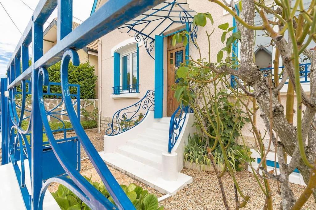 Le Montrachet Villa Дижон Екстериор снимка